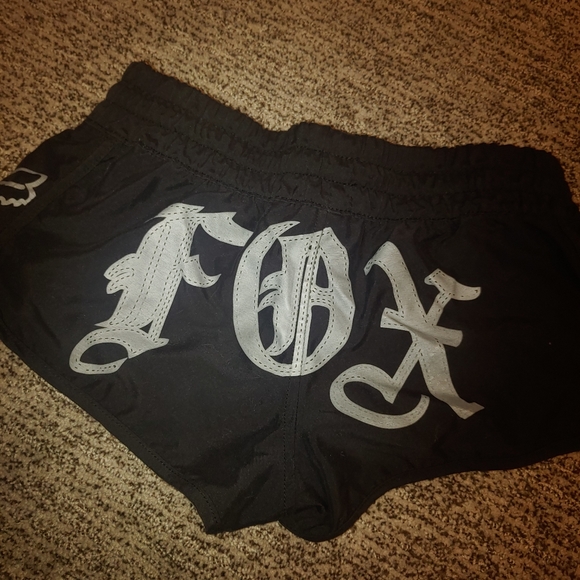 Black fox shorts - Picture 3 of 4